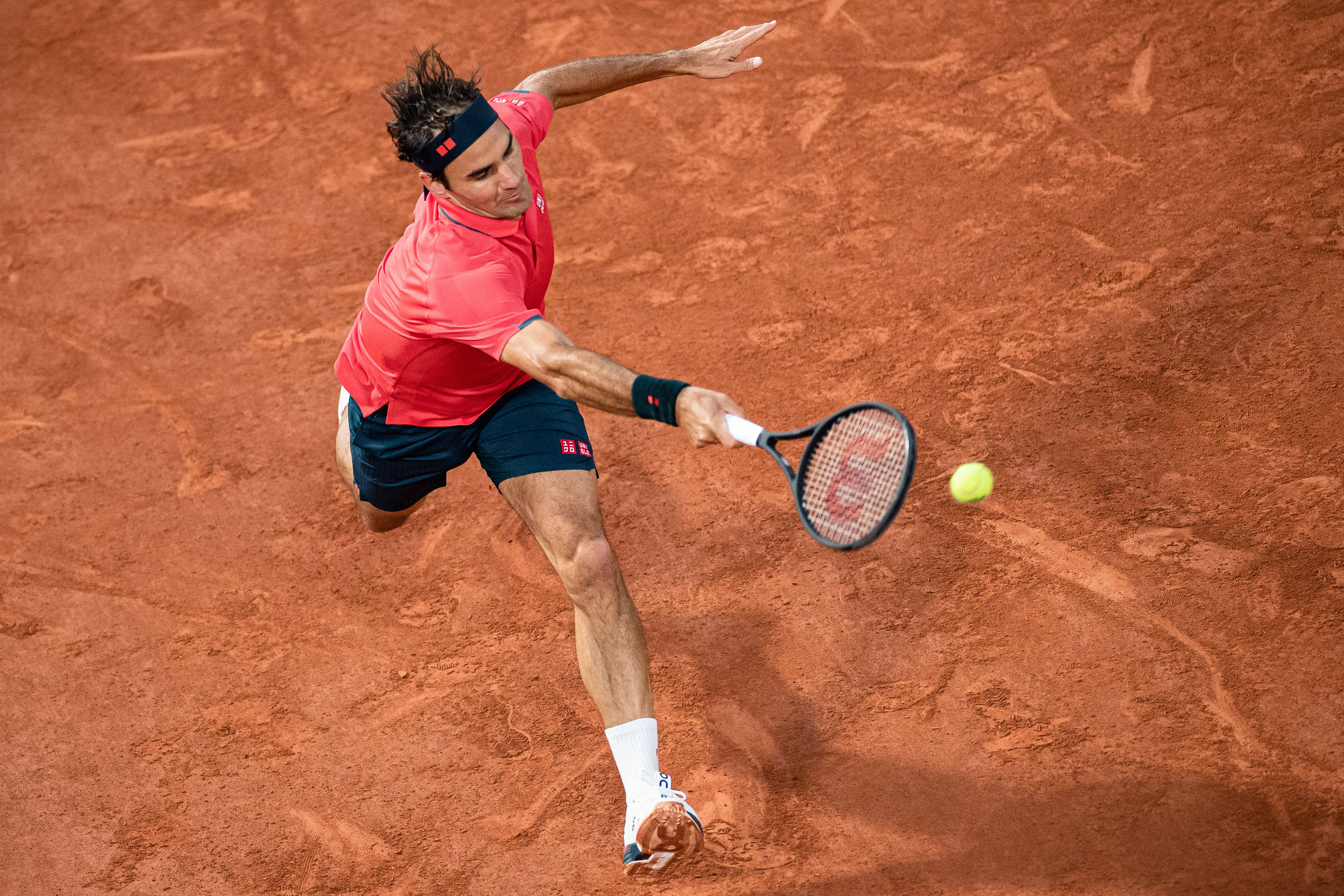 法国网球队翻盘美国网球队，费德勒制霸全场的简单介绍