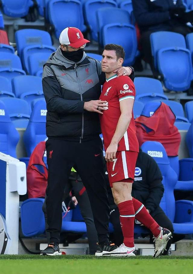 利物浦不敌华伦西亚，榜首竞争依然激烈