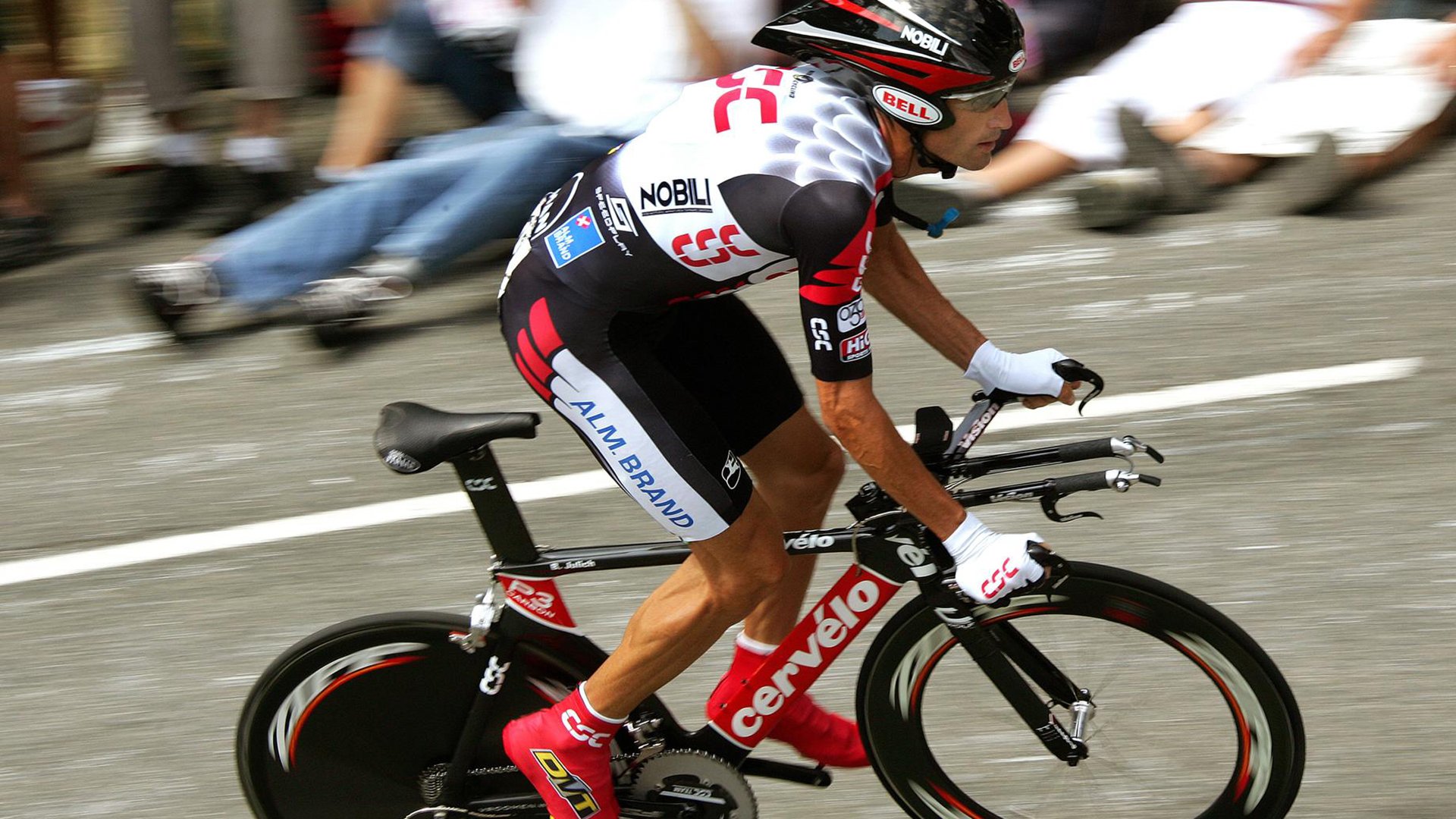 美加墨世界杯之夜，阿圭罗进攻端无人可挡，传奇瞬间铸就永恒