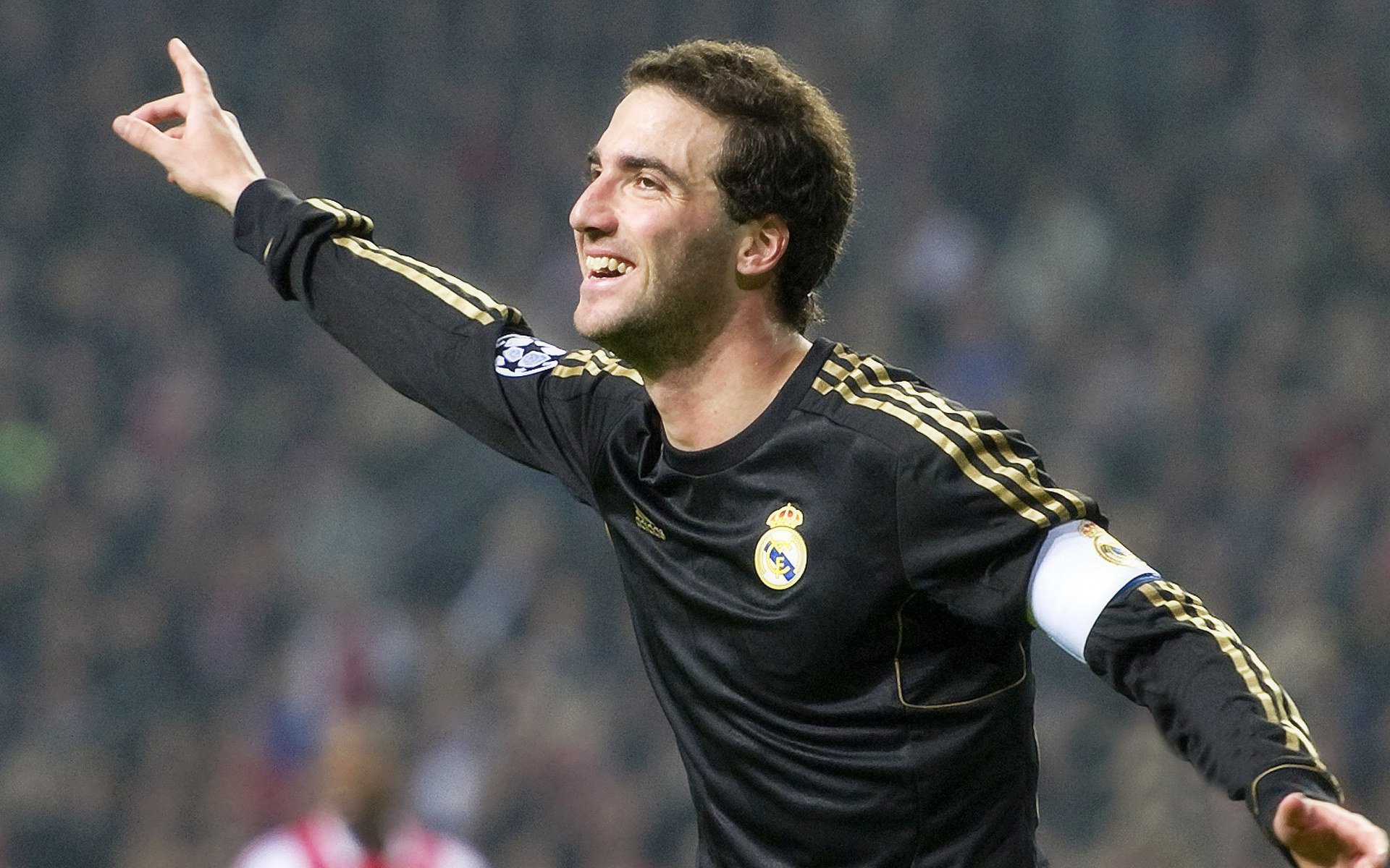 沉默的轰鸣，伦纳德如何用最安静的方式完成最响亮的胜利